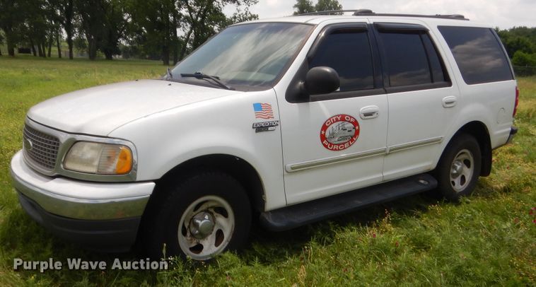image for item IP9948 2000 Ford Expedition  SUV
