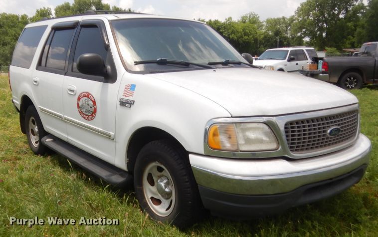 image for item IP9948 2000 Ford Expedition  SUV