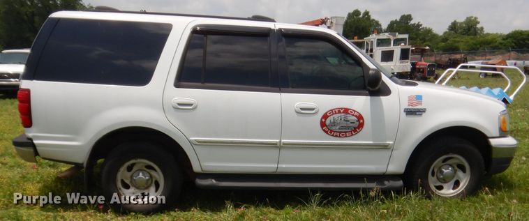 image for item IP9948 2000 Ford Expedition  SUV