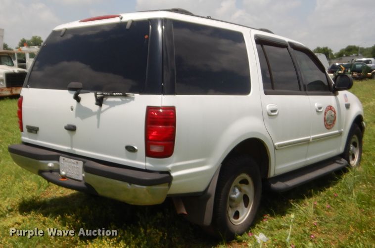 image for item IP9948 2000 Ford Expedition  SUV