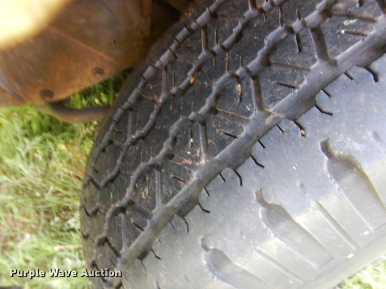 image for item IP9948 2000 Ford Expedition  SUV