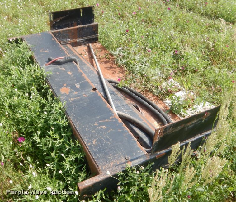 image for item IP9950 Tommy Gate 641040  64"W end gate lift