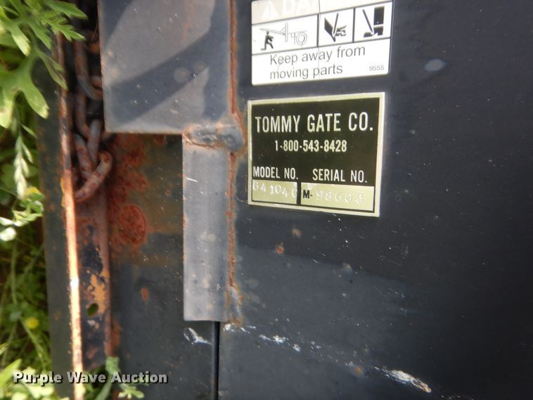 image for item IP9950 Tommy Gate 641040  64"W end gate lift