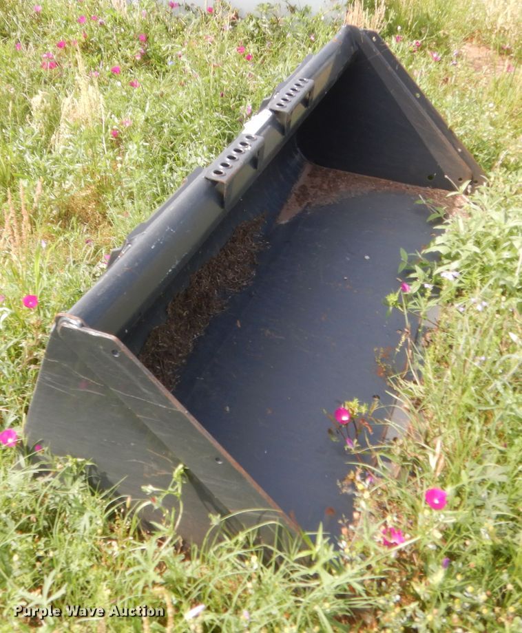 image for item IP9954 Bobcat  67"W skid steer bucket