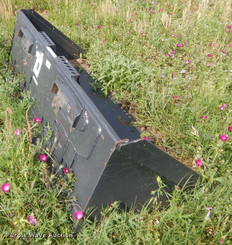image for item IP9954 Bobcat  67"W skid steer bucket