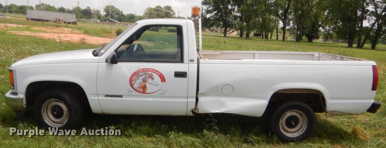 image for item IP9966 1998 Chevrolet C1500  pickup truck