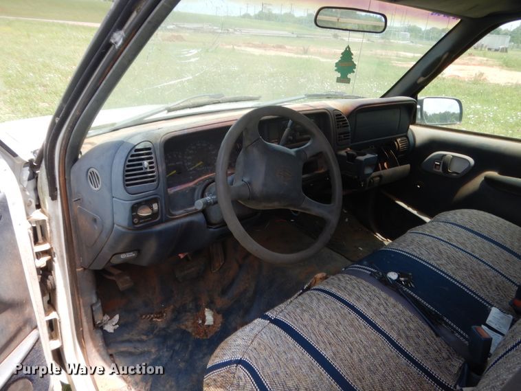 image for item IP9966 1998 Chevrolet C1500  pickup truck