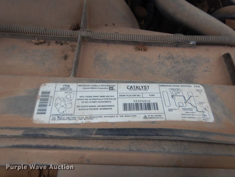 image for item IP9966 1998 Chevrolet C1500  pickup truck