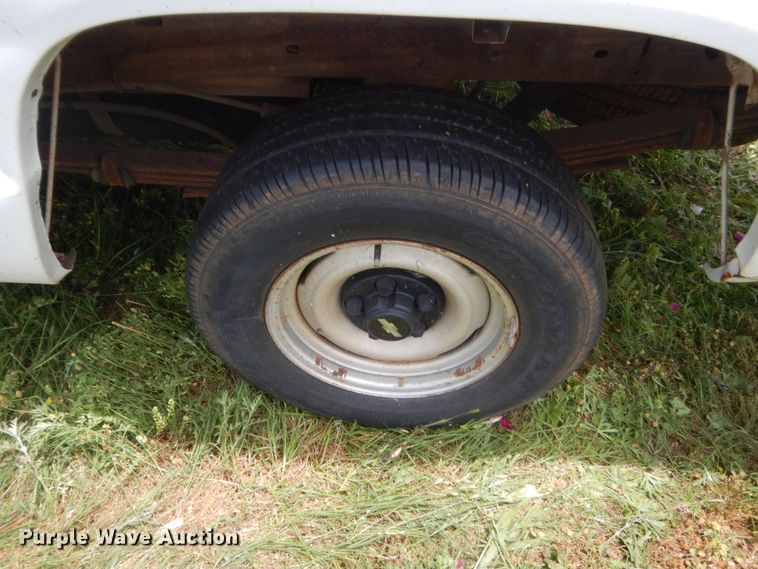 image for item IP9966 1998 Chevrolet C1500  pickup truck