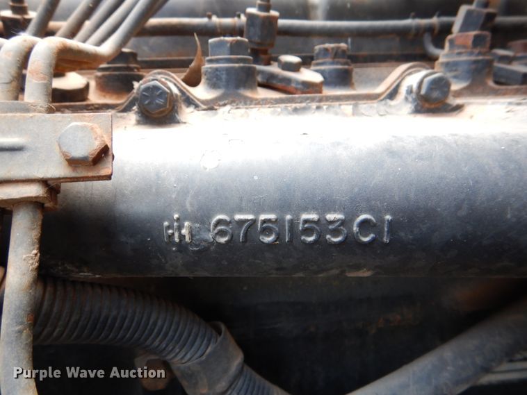 image for item IP9967 1989 International 1954  digger derrick truck