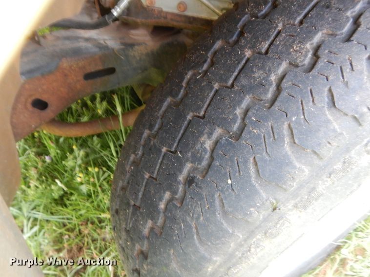 image for item IP9968 2000 Dodge Dakota  Club Cab pickup truck