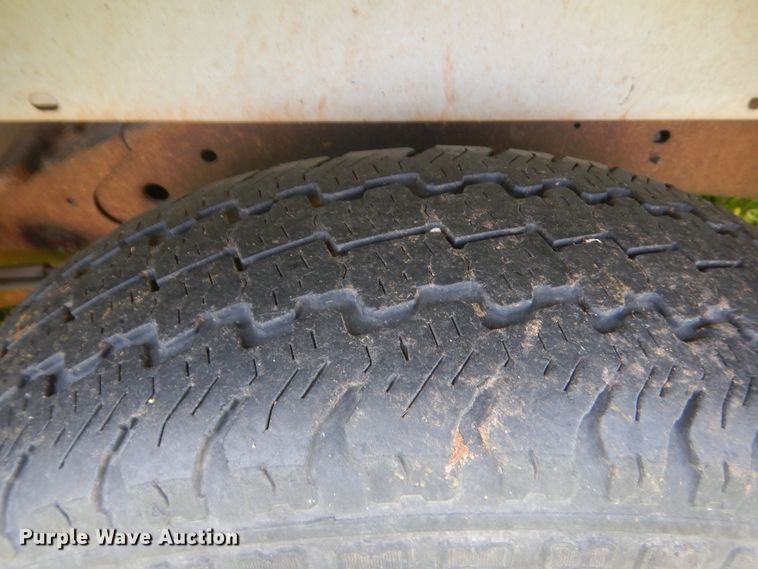 image for item IP9968 2000 Dodge Dakota  Club Cab pickup truck