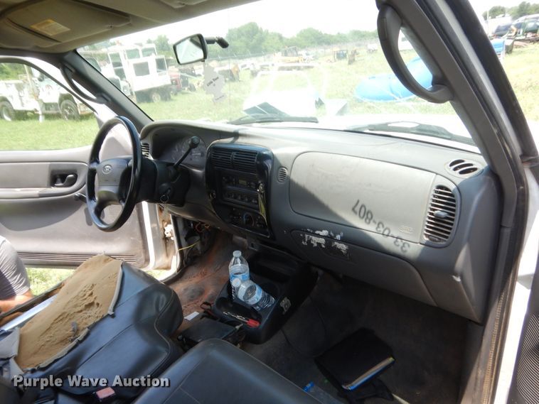 image for item IP9970 2003 Ford Ranger  pickup truck