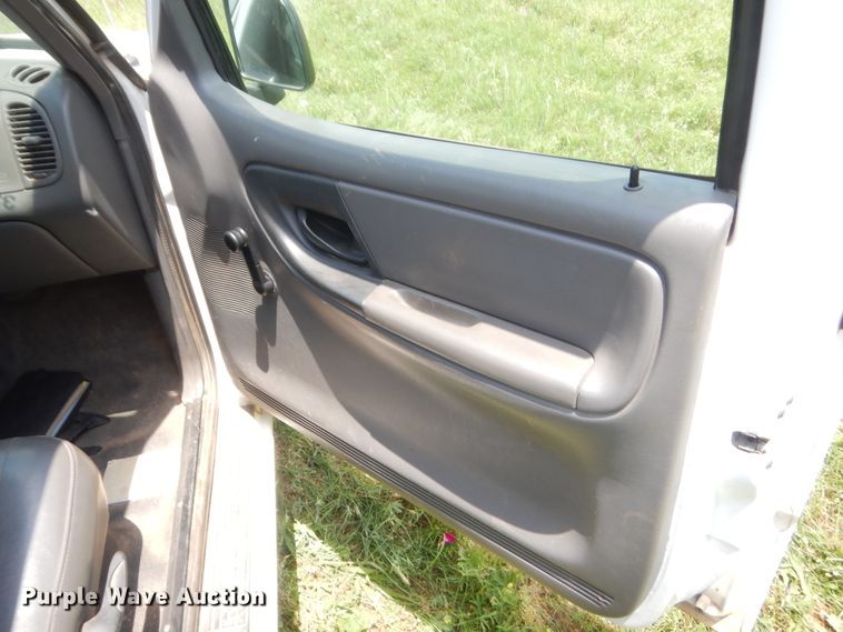 image for item IP9970 2003 Ford Ranger  pickup truck