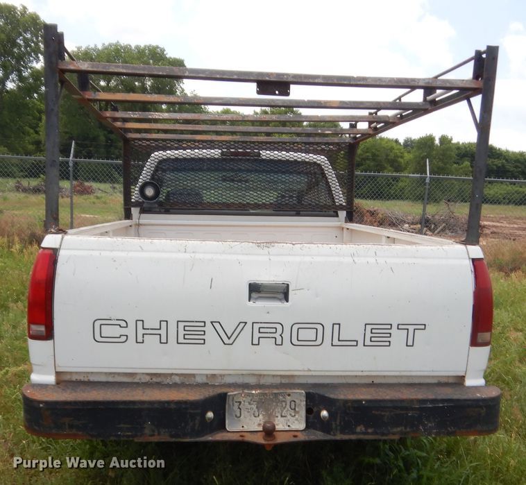 image for item IP9971 1995 Chevrolet C1500  pickup truck