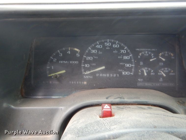 image for item IP9971 1995 Chevrolet C1500  pickup truck