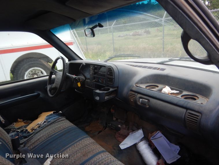 image for item IP9971 1995 Chevrolet C1500  pickup truck