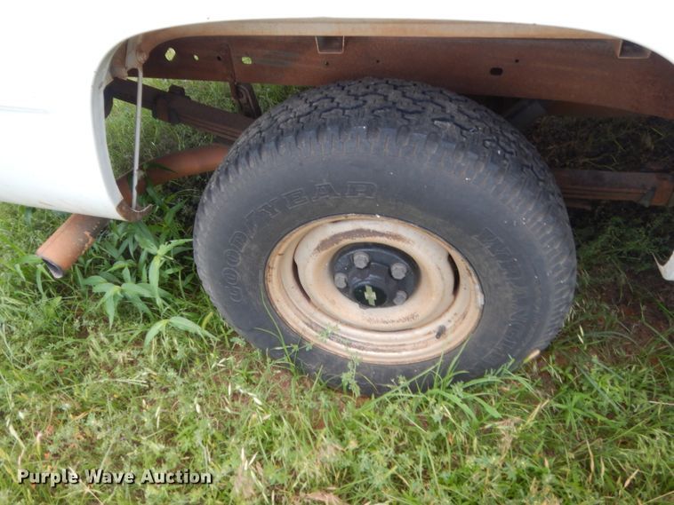 image for item IP9971 1995 Chevrolet C1500  pickup truck