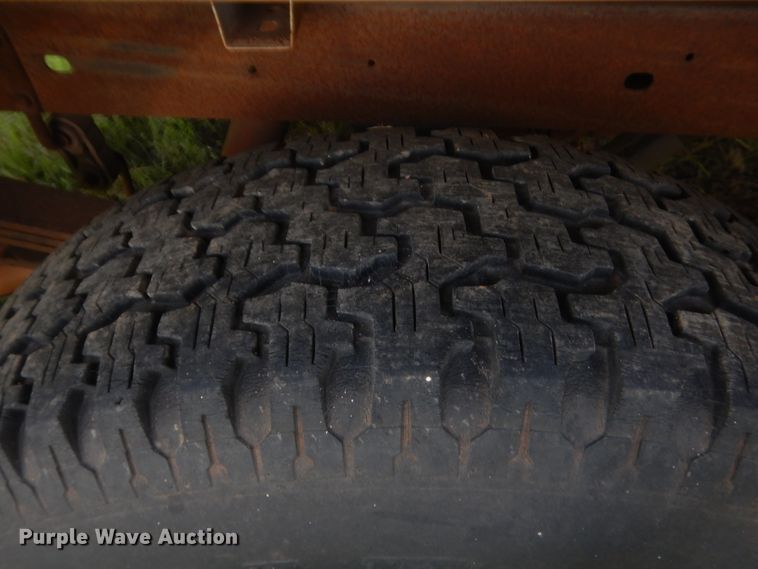 image for item IP9971 1995 Chevrolet C1500  pickup truck