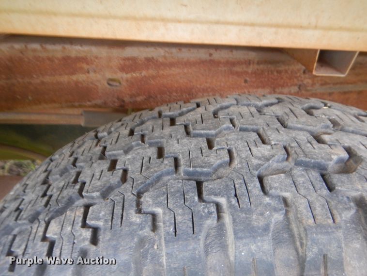 image for item IP9971 1995 Chevrolet C1500  pickup truck