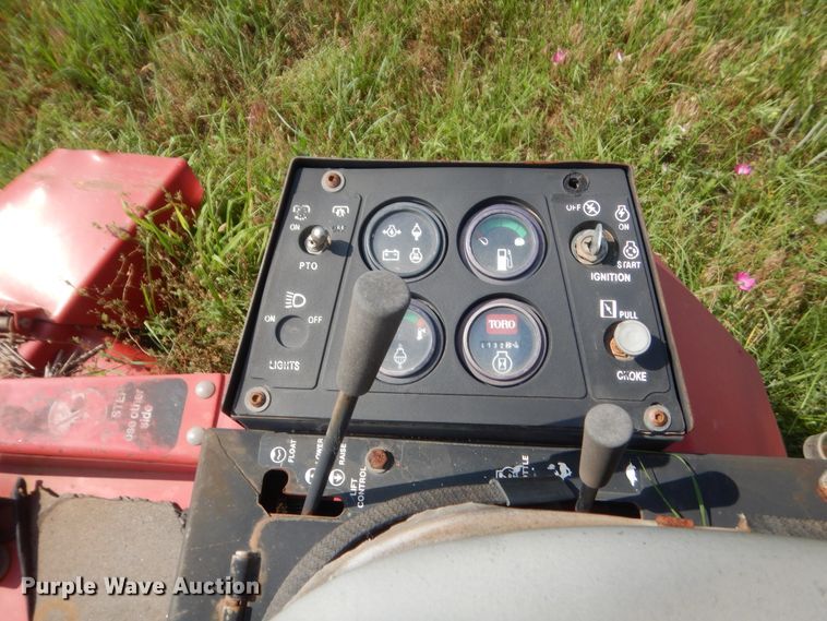 image for item IP9972 Toro Groundsmaster 224  lawn mower