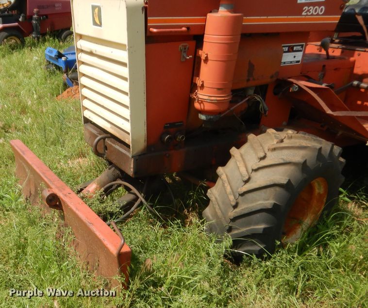 image for item IP9975 1982 Ditch Witch 2300  trencher