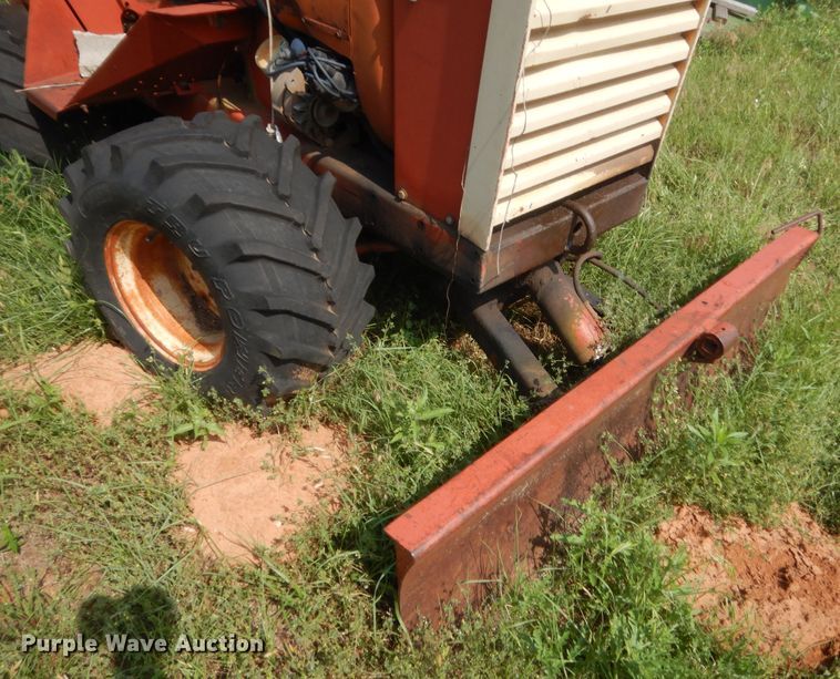 image for item IP9975 1982 Ditch Witch 2300  trencher