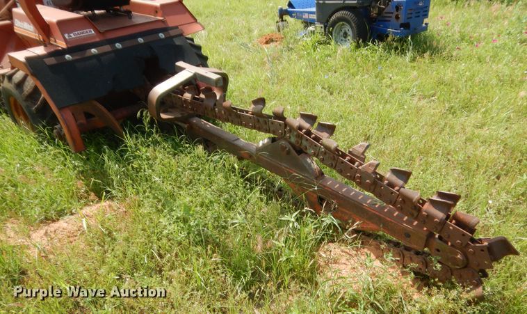 image for item IP9975 1982 Ditch Witch 2300  trencher