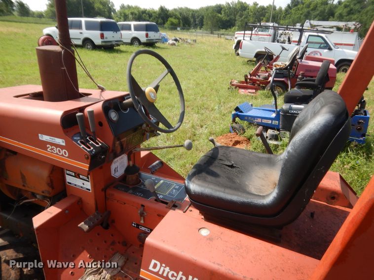 image for item IP9975 1982 Ditch Witch 2300  trencher