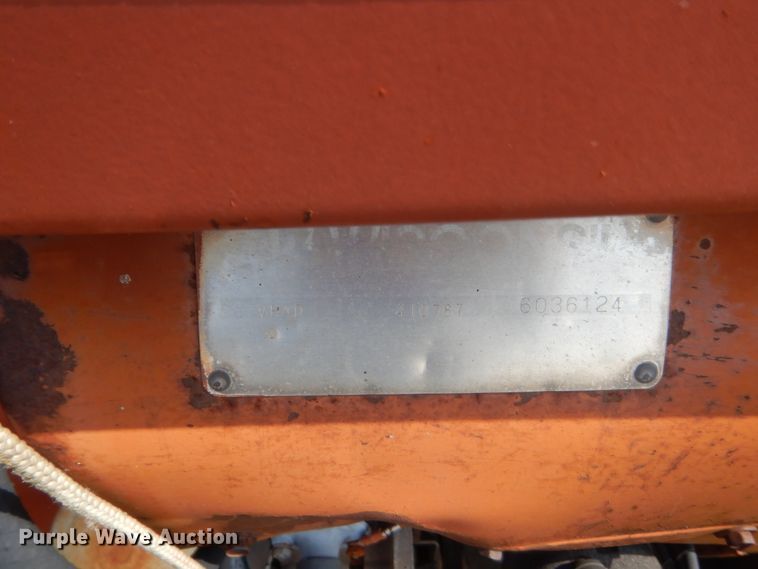 image for item IP9975 1982 Ditch Witch 2300  trencher