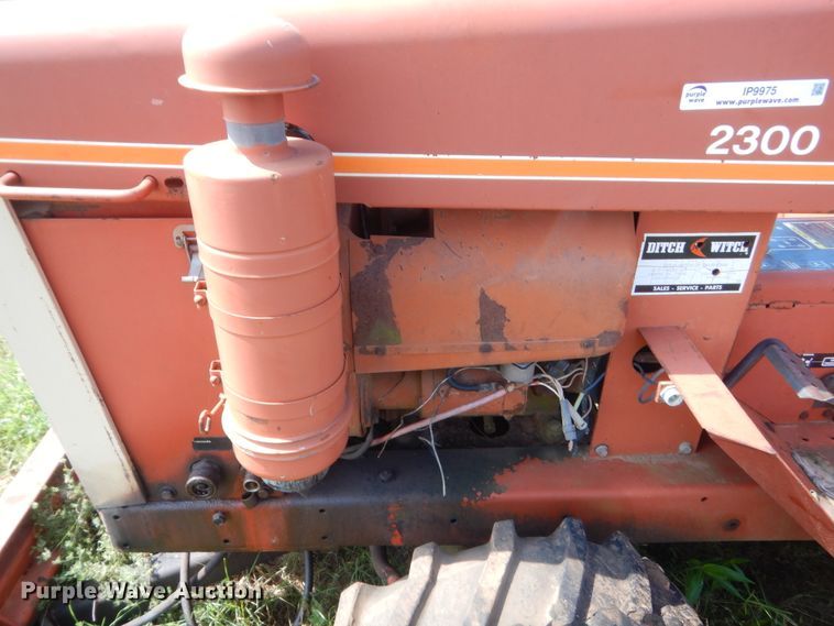 image for item IP9975 1982 Ditch Witch 2300  trencher