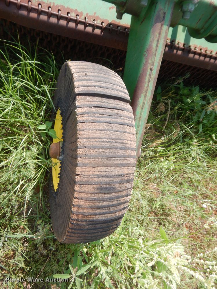 image for item IP9976 John Deere MX10  rotary mower