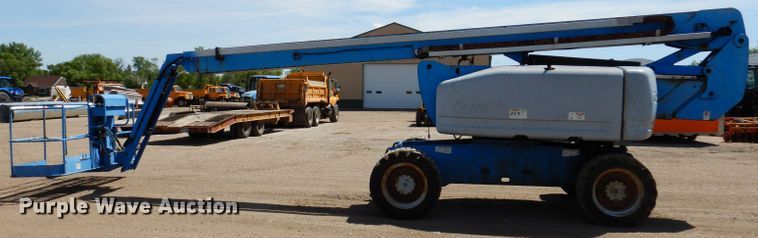 image for item IQ9558 2003 Genie Z-80/60  boom lift