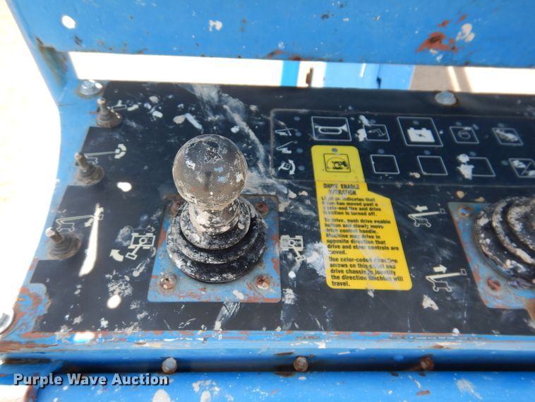 image for item IQ9558 2003 Genie Z-80/60  boom lift