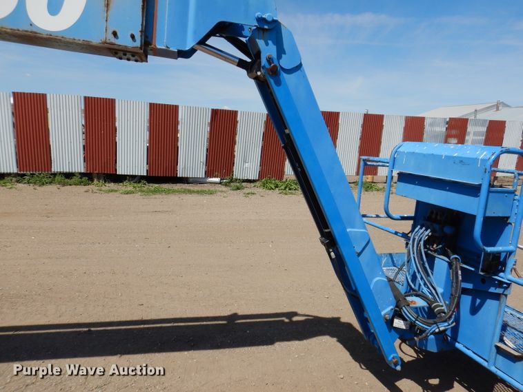 image for item IQ9558 2003 Genie Z-80/60  boom lift