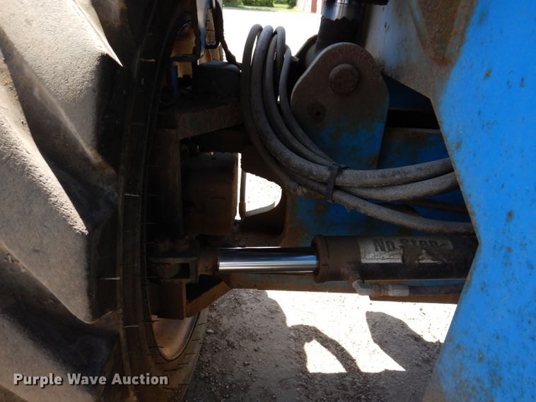 image for item IQ9558 2003 Genie Z-80/60  boom lift