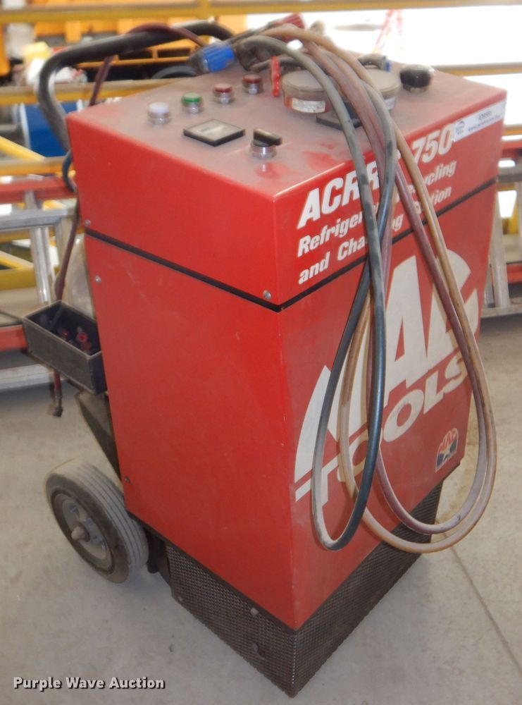 image for item IQ9586 Mac Tools ACRRC 750  AC charging station