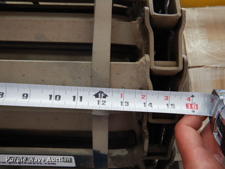 image for item IQ9587 Spreader chain