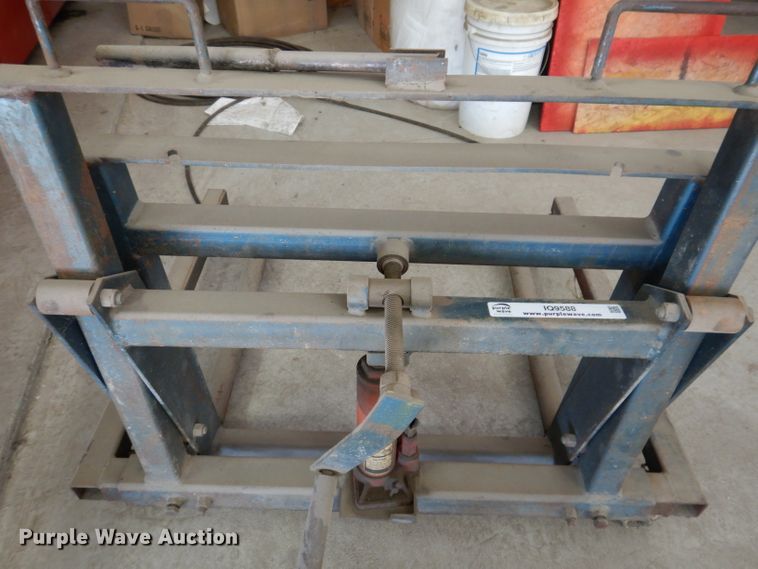 image for item IQ9588 Tire dolly