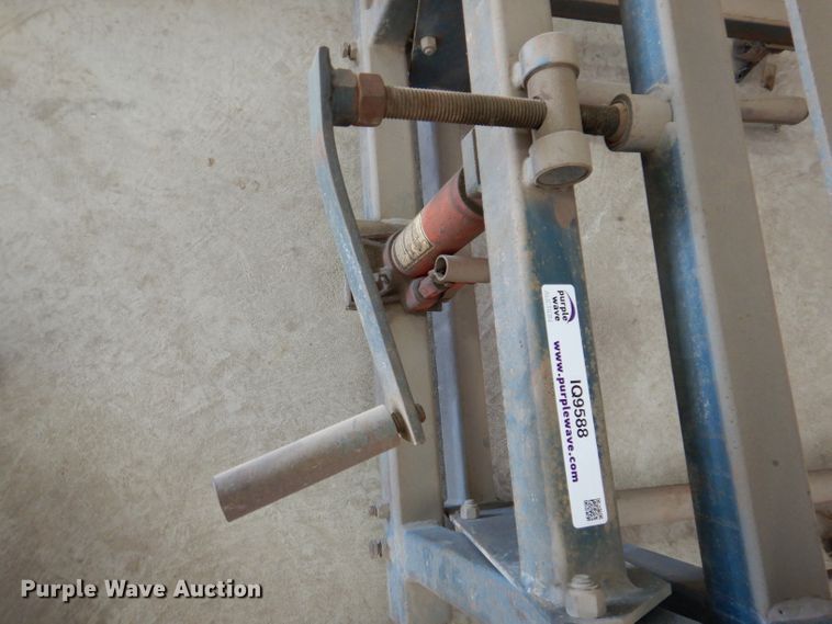 image for item IQ9588 Tire dolly