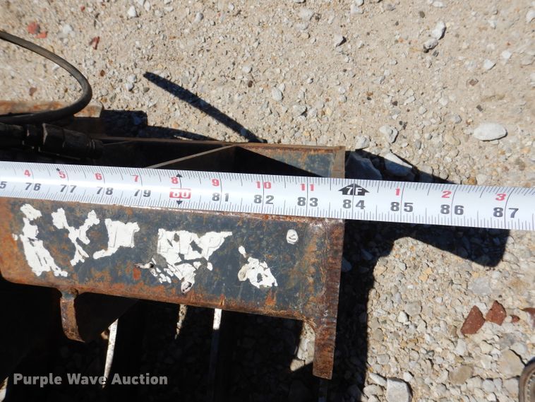 image for item IQ9589 84"W skid steer grapple bucket