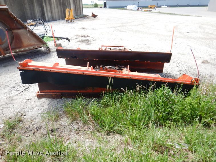 image for item IQ9592 139"W snow plow