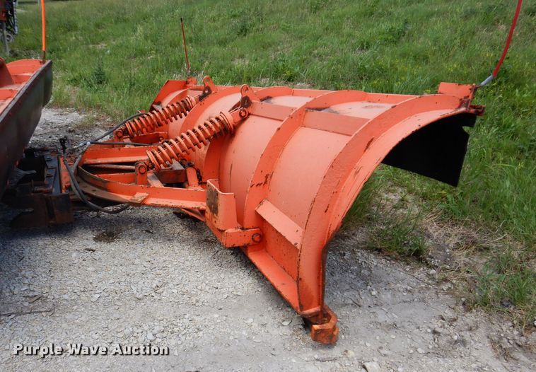 image for item IQ9592 139"W snow plow