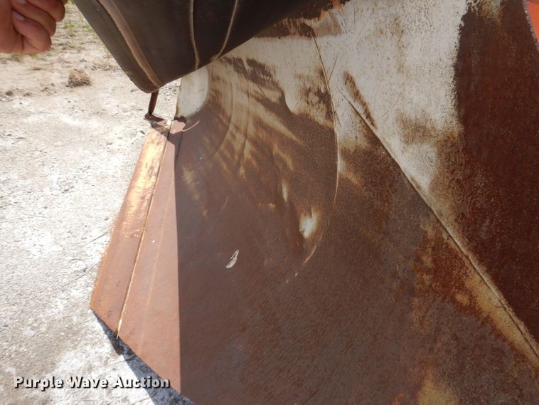 image for item IQ9593 Henke WSVS66  V-plow