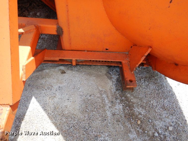 image for item IQ9593 Henke WSVS66  V-plow