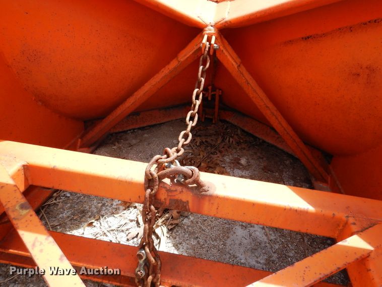 image for item IQ9593 Henke WSVS66  V-plow