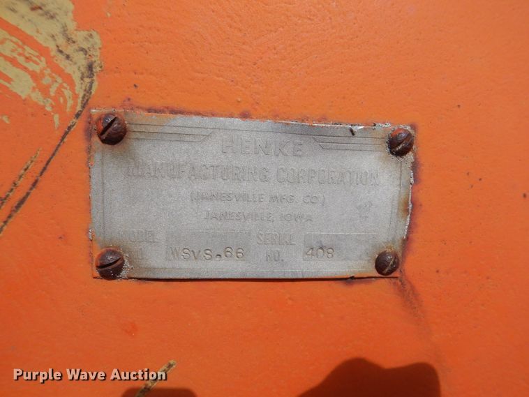 image for item IQ9593 Henke WSVS66  V-plow