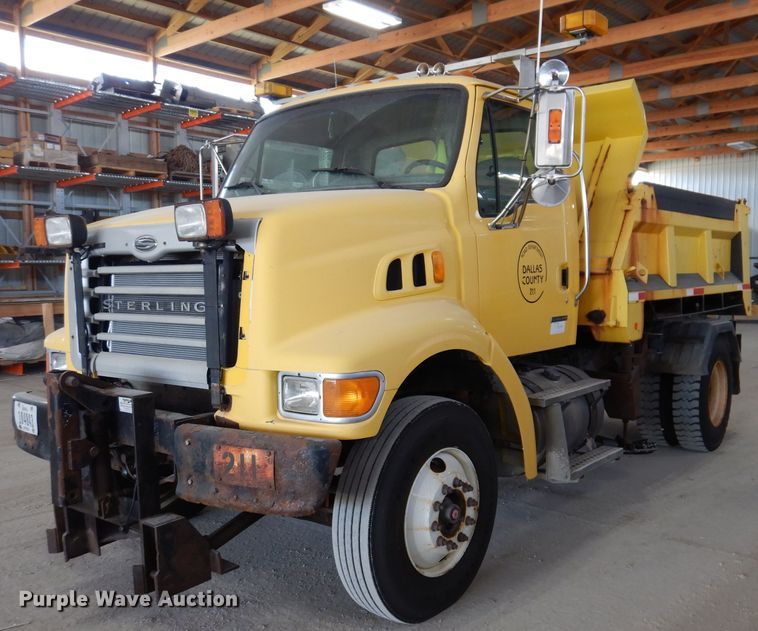 image for item IQ9594 2006 Sterling L7500  dump truck