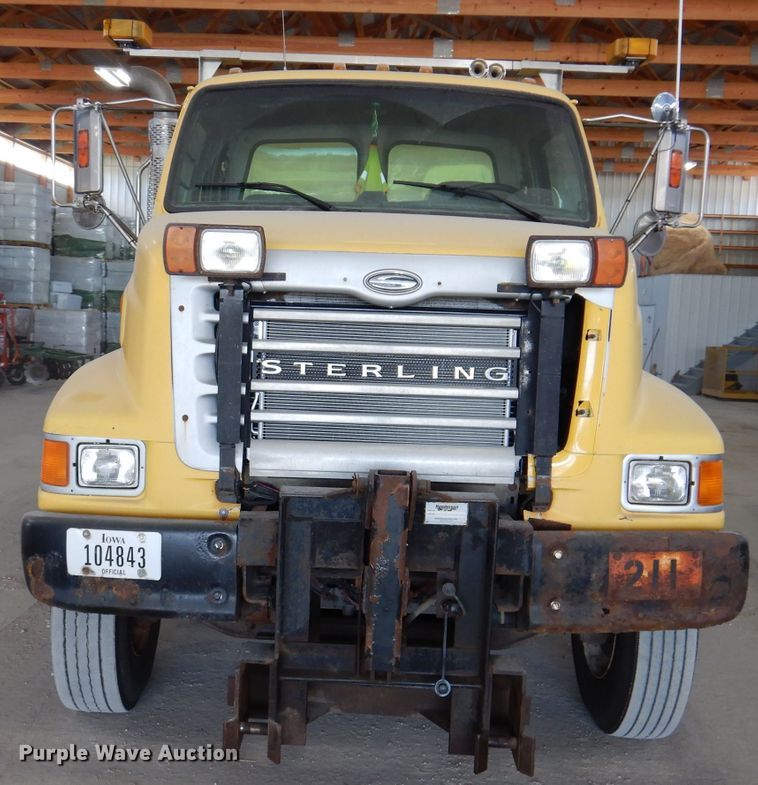 image for item IQ9594 2006 Sterling L7500  dump truck