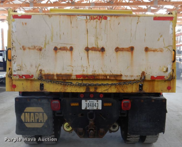 image for item IQ9594 2006 Sterling L7500  dump truck